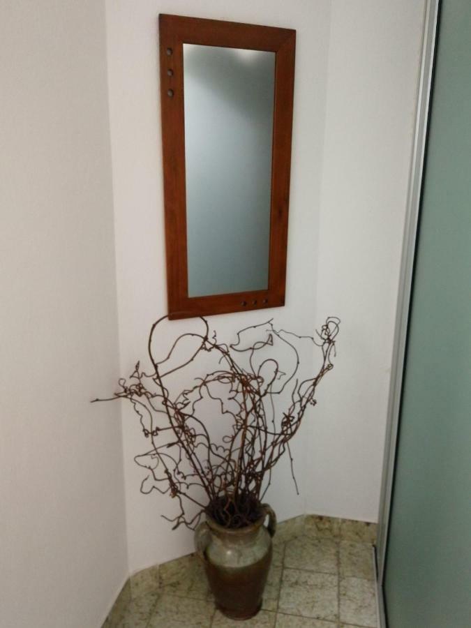 Apartman Mladenka Supetar Exterior photo
